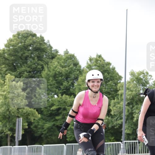 29.06.2025 - hella hamburg halbmarathon Jannik Wohlers http://msf.ph/oto/8149257 29.06.2025 09:13:02 Lombardsbrücke  meine-sportfotos.de