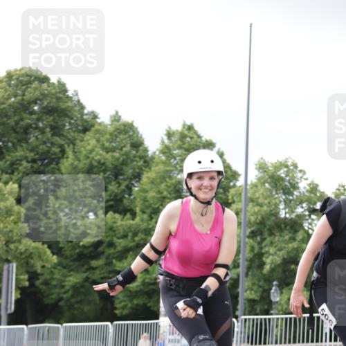 29.06.2025 - hella hamburg halbmarathon Jannik Wohlers http://msf.ph/oto/8149270 29.06.2025 09:13:02 Lombardsbrücke  meine-sportfotos.de