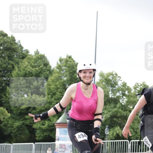 29.06.2025 - hella hamburg halbmarathon Jannik Wohlers http://msf.ph/oto/8149278 29.06.2025 09:13:02 Lombardsbrücke  meine-sportfotos.de