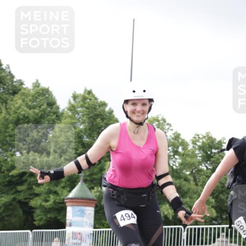 29.06.2025 - hella hamburg halbmarathon Jannik Wohlers http://msf.ph/oto/8149287 29.06.2025 09:13:03 Lombardsbrücke  meine-sportfotos.de