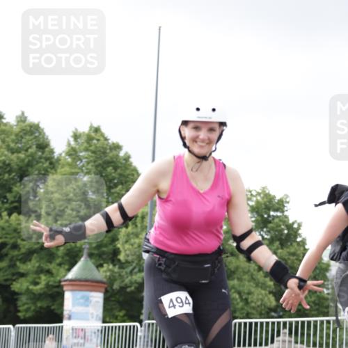 29.06.2025 - hella hamburg halbmarathon Jannik Wohlers http://msf.ph/oto/8149296 29.06.2025 09:13:03 Lombardsbrücke  meine-sportfotos.de