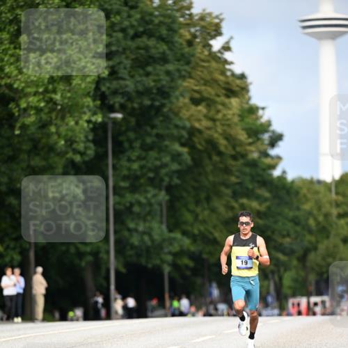 29.06.2025 - hella hamburg halbmarathon Dr. Thomas Lammeyer http://msf.ph/oto/8149308 29.06.2025 09:35:12 Kennedybrücke 14, 19 meine-sportfotos.de