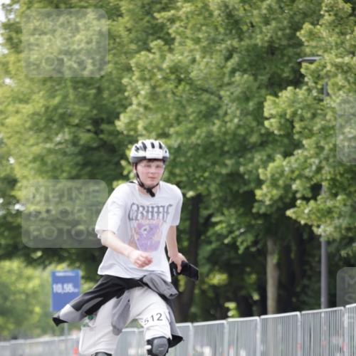 29.06.2025 - hella hamburg halbmarathon Jannik Wohlers http://msf.ph/oto/8149314 29.06.2025 09:13:05 Lombardsbrücke  meine-sportfotos.de