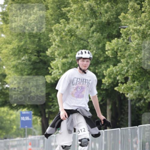 29.06.2025 - hella hamburg halbmarathon Jannik Wohlers http://msf.ph/oto/8149337 29.06.2025 09:13:06 Lombardsbrücke  meine-sportfotos.de