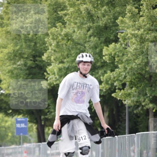 29.06.2025 - hella hamburg halbmarathon Jannik Wohlers http://msf.ph/oto/8149342 29.06.2025 09:13:06 Lombardsbrücke  meine-sportfotos.de