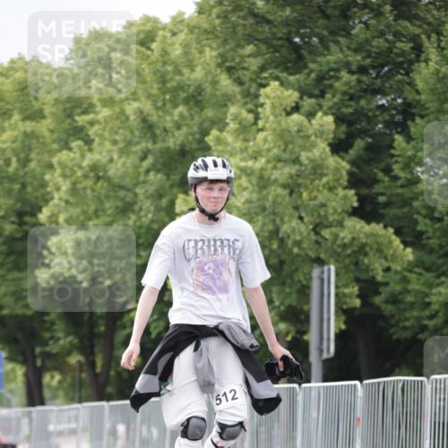 29.06.2025 - hella hamburg halbmarathon Jannik Wohlers http://msf.ph/oto/8149359 29.06.2025 09:13:06 Lombardsbrücke  meine-sportfotos.de