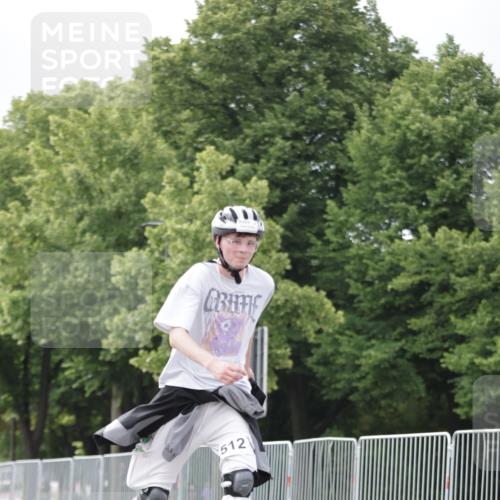 29.06.2025 - hella hamburg halbmarathon Jannik Wohlers http://msf.ph/oto/8149385 29.06.2025 09:13:07 Lombardsbrücke  meine-sportfotos.de
