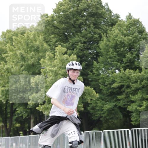 29.06.2025 - hella hamburg halbmarathon Jannik Wohlers http://msf.ph/oto/8149390 29.06.2025 09:13:07 Lombardsbrücke  meine-sportfotos.de