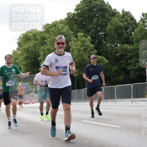 29.06.2025 - hella hamburg halbmarathon Jannik Wohlers http://msf.ph/oto/8149440 29.06.2025 10:13:00 Lombardsbrücke 1007, 1747, 1859, 2961, 3218, 3360, 3728, 3729, 4187, 4950, 5546, 6489, 6724, 7346, 7446, 7447, 7460, 8279, 8913, 9527, 9612, 12492, 13331, 13928, 15922, 17474, 17988, 18222, 18732, 18754, 19035 meine-sportfotos.de