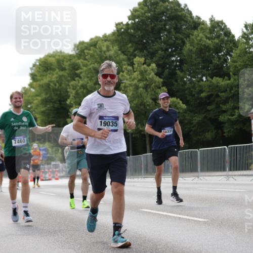 29.06.2025 - hella hamburg halbmarathon Jannik Wohlers http://msf.ph/oto/8149447 29.06.2025 10:13:00 Lombardsbrücke 1007, 1747, 1859, 2961, 3218, 3360, 3728, 3729, 4187, 4950, 5546, 6489, 6724, 7346, 7446, 7447, 7460, 8279, 8913, 9527, 9612, 12492, 13331, 13928, 15922, 17474, 17988, 18222, 18732, 18754, 19035 meine-sportfotos.de
