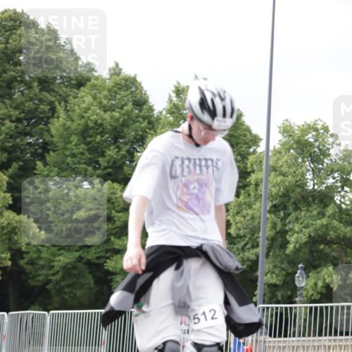 29.06.2025 - hella hamburg halbmarathon Jannik Wohlers http://msf.ph/oto/8149472 29.06.2025 09:13:08 Lombardsbrücke  meine-sportfotos.de