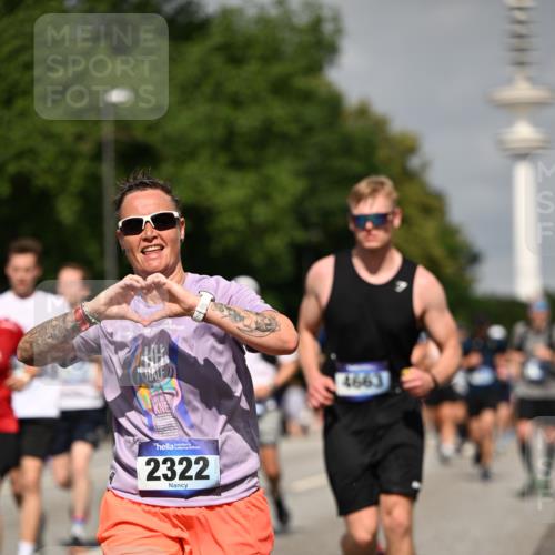 29.06.2025 - hella hamburg halbmarathon Dr. Thomas Lammeyer http://msf.ph/oto/8149528 29.06.2025 10:06:27 Kennedybrücke 1128, 1254, 1432, 1453, 1729, 1733, 2322, 2323, 3169, 3780, 4286, 4663, 4985, 5742, 5763, 6166, 6322, 6708, 6860, 7049, 7243, 8662, 8749, 9020, 9021, 9928, 10539, 10866 meine-sportfotos.de