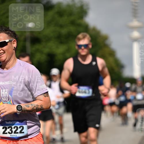 29.06.2025 - hella hamburg halbmarathon Dr. Thomas Lammeyer http://msf.ph/oto/8149544 29.06.2025 10:06:28 Kennedybrücke 1128, 1254, 1432, 1453, 1733, 2322, 2323, 3169, 3780, 3919, 4286, 4663, 4985, 5742, 5763, 6166, 6322, 6708, 6860, 7049, 7243, 8662, 8749, 9020, 9021, 9928, 10539, 10866 meine-sportfotos.de