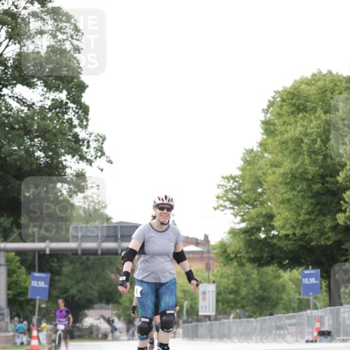 29.06.2025 - hella hamburg halbmarathon Jannik Wohlers http://msf.ph/oto/8149559 29.06.2025 09:14:06 Lombardsbrücke  meine-sportfotos.de