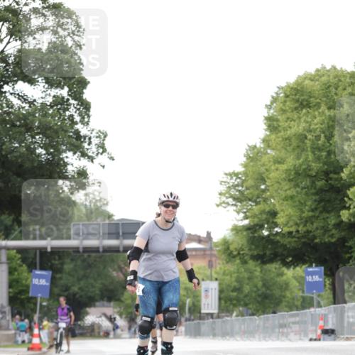 29.06.2025 - hella hamburg halbmarathon Jannik Wohlers http://msf.ph/oto/8149564 29.06.2025 09:14:06 Lombardsbrücke  meine-sportfotos.de