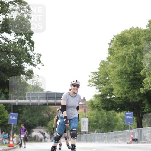 29.06.2025 - hella hamburg halbmarathon Jannik Wohlers http://msf.ph/oto/8149577 29.06.2025 09:14:06 Lombardsbrücke  meine-sportfotos.de