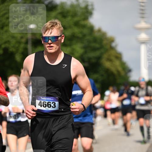 29.06.2025 - hella hamburg halbmarathon Dr. Thomas Lammeyer http://msf.ph/oto/8149600 29.06.2025 10:06:29 Kennedybrücke 1128, 1254, 1432, 1453, 1733, 2322, 2323, 3169, 3780, 3919, 4286, 4663, 4985, 5742, 5763, 6166, 6322, 6708, 6860, 7049, 7243, 8662, 8749, 9020, 9021, 9928, 10539, 10866 meine-sportfotos.de