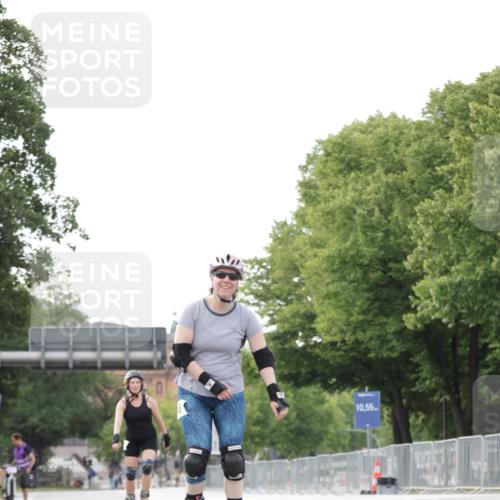 29.06.2025 - hella hamburg halbmarathon Jannik Wohlers http://msf.ph/oto/8149607 29.06.2025 09:14:06 Lombardsbrücke  meine-sportfotos.de