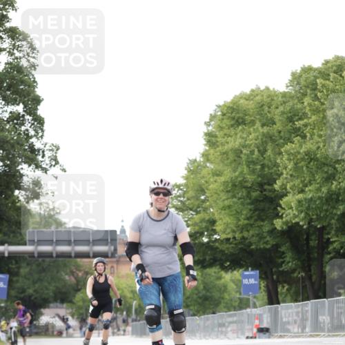 29.06.2025 - hella hamburg halbmarathon Jannik Wohlers http://msf.ph/oto/8149622 29.06.2025 09:14:07 Lombardsbrücke  meine-sportfotos.de