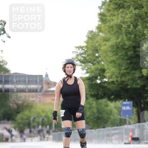 29.06.2025 - hella hamburg halbmarathon Jannik Wohlers http://msf.ph/oto/8149711 29.06.2025 09:14:09 Lombardsbrücke  meine-sportfotos.de