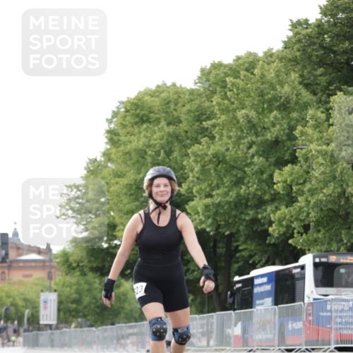 29.06.2025 - hella hamburg halbmarathon Jannik Wohlers http://msf.ph/oto/8149816 29.06.2025 09:14:11 Lombardsbrücke  meine-sportfotos.de