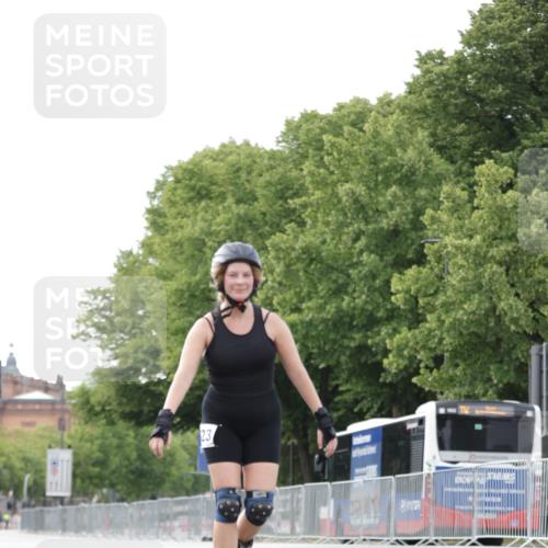 29.06.2025 - hella hamburg halbmarathon Jannik Wohlers http://msf.ph/oto/8149837 29.06.2025 09:14:11 Lombardsbrücke  meine-sportfotos.de
