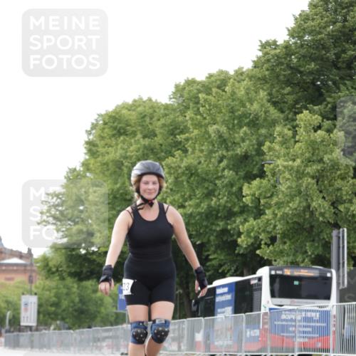 29.06.2025 - hella hamburg halbmarathon Jannik Wohlers http://msf.ph/oto/8149842 29.06.2025 09:14:11 Lombardsbrücke  meine-sportfotos.de
