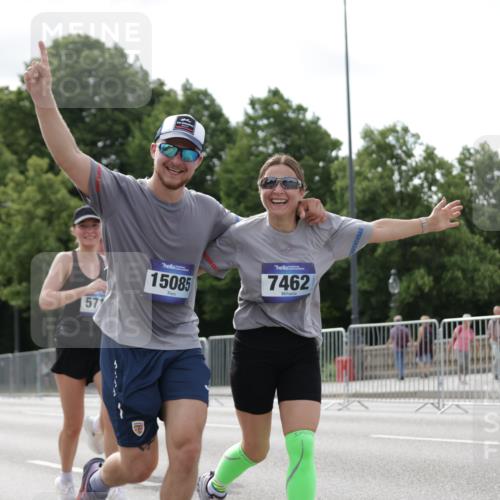 29.06.2025 - hella hamburg halbmarathon Jannik Wohlers http://msf.ph/oto/8149992 29.06.2025 10:13:24 Lombardsbrücke 1131, 1480, 2359, 2721, 2904, 2987, 4001, 4795, 5232, 5631, 5719, 6026, 6710, 6717, 7462, 7913, 8673, 9128, 9631, 10442, 10443, 10977, 11441, 12313, 12797, 12928, 12929, 15085, 15482, 15721, 15722, 16491, 17472, 17985, 19190 meine-sportfotos.de