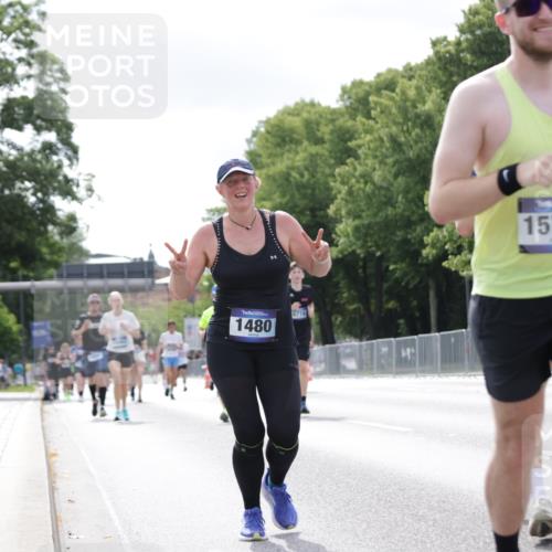 29.06.2025 - hella hamburg halbmarathon Jannik Wohlers http://msf.ph/oto/8150032 29.06.2025 10:13:30 Lombardsbrücke 1131, 1480, 2359, 2987, 4001, 4962, 5631, 5719, 6710, 7462, 8673, 9631, 10442, 10443, 10977, 11441, 11987, 12313, 12797, 15085, 15482, 15721, 15722, 17439, 17985, 18041, 19190 meine-sportfotos.de