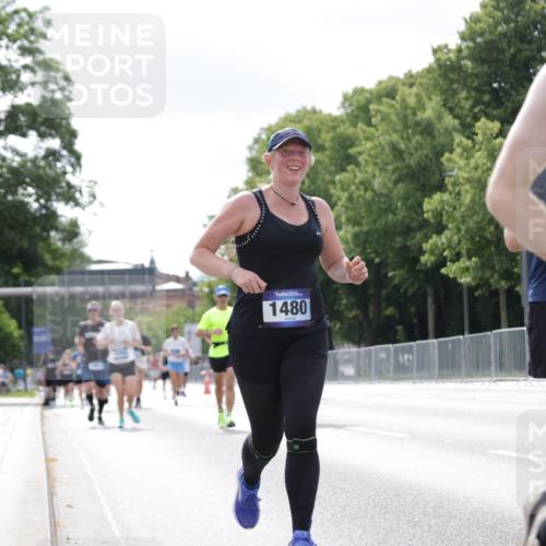 29.06.2025 - hella hamburg halbmarathon Jannik Wohlers http://msf.ph/oto/8150057 29.06.2025 10:13:30 Lombardsbrücke 1131, 1480, 2359, 2987, 4001, 4962, 5631, 5719, 6710, 7462, 8673, 9631, 10442, 10443, 10977, 11441, 11987, 12313, 12797, 15085, 15482, 15721, 15722, 17439, 17985, 18041, 19190 meine-sportfotos.de