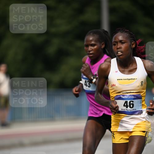 29.06.2025 - hella hamburg halbmarathon Dr. Thomas Lammeyer http://msf.ph/oto/8150077 29.06.2025 09:37:48 Kennedybrücke 43, 46, 48 meine-sportfotos.de