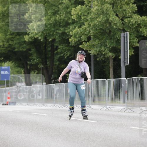 29.06.2025 - hella hamburg halbmarathon Jannik Wohlers http://msf.ph/oto/8150158 29.06.2025 09:15:19 Lombardsbrücke  meine-sportfotos.de