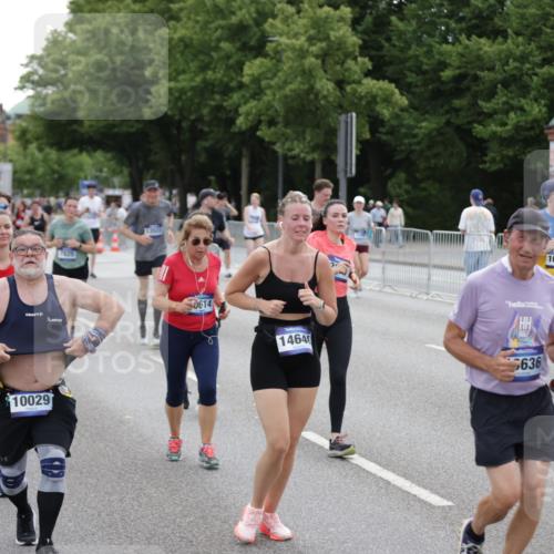 29.06.2025 - hella hamburg halbmarathon Jannik Wohlers http://msf.ph/oto/8150191 29.06.2025 10:50:33 Lombardsbrücke 1129, 1203, 1208, 1404, 2200, 2358, 2859, 3229, 4771, 4848, 5286, 5289, 6178, 7141, 7770, 7771, 7825, 8200, 8779, 8986, 10029, 10437, 10552, 10614, 10636, 11052, 11252, 11577, 11971, 12301, 12392, 12393, 12800, 13468, 13522, 13981, 14010, 14534, 14640, 14767, 14773, 15250, 15464, 16500, 16501, 16553, 16727, 16729, 16904, 17295, 17337, 17648, 17735 meine-sportfotos.de