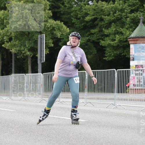29.06.2025 - hella hamburg halbmarathon Jannik Wohlers http://msf.ph/oto/8150197 29.06.2025 09:15:21 Lombardsbrücke  meine-sportfotos.de