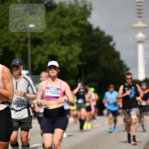 29.06.2025 - hella hamburg halbmarathon Dr. Thomas Lammeyer http://msf.ph/oto/8150216 29.06.2025 10:06:37 Kennedybrücke 1128, 1254, 1432, 1733, 2142, 2322, 2323, 2685, 3780, 3919, 4663, 4985, 5742, 5763, 6166, 6295, 6708, 6752, 6860, 6997, 7049, 7243, 7323, 8364, 8662, 8749, 9020, 9021, 9928, 10295, 10539, 10866, 11191, 11250 meine-sportfotos.de