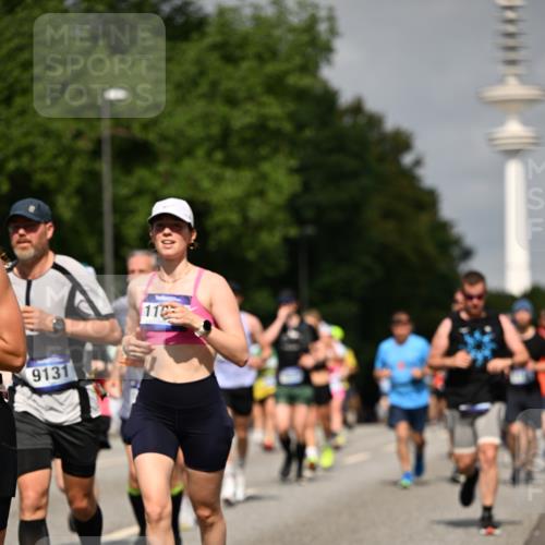 29.06.2025 - hella hamburg halbmarathon Dr. Thomas Lammeyer http://msf.ph/oto/8150225 29.06.2025 10:06:37 Kennedybrücke 1128, 1254, 1432, 1733, 2142, 2322, 2323, 2685, 3780, 3919, 4663, 4985, 5742, 5763, 6166, 6295, 6708, 6752, 6860, 6997, 7049, 7243, 7323, 8364, 8662, 8749, 9020, 9021, 9928, 10295, 10539, 10866, 11191, 11250 meine-sportfotos.de