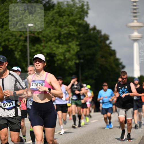 29.06.2025 - hella hamburg halbmarathon Dr. Thomas Lammeyer http://msf.ph/oto/8150238 29.06.2025 10:06:37 Kennedybrücke 1128, 1254, 1432, 1733, 2142, 2322, 2323, 2685, 3780, 3919, 4663, 4985, 5742, 5763, 6166, 6295, 6708, 6752, 6860, 6997, 7049, 7243, 7323, 8364, 8662, 8749, 9020, 9021, 9928, 10295, 10539, 10866, 11191, 11250 meine-sportfotos.de