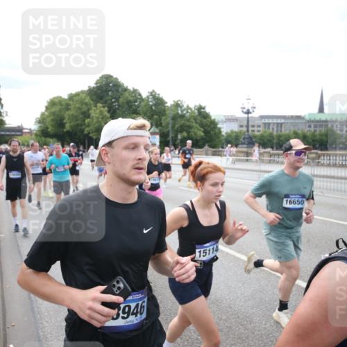 29.06.2025 - hella hamburg halbmarathon Jannik Wohlers http://msf.ph/oto/8150281 29.06.2025 10:22:02 Lombardsbrücke 1187, 1419, 1598, 2022, 2351, 2886, 3108, 3430, 3457, 3511, 3910, 3946, 4113, 4114, 4131, 4556, 4559, 4829, 4969, 4970, 5079, 5798, 5838, 6030, 6048, 6049, 6303, 6307, 6347, 6820, 6826, 6899, 7097, 7794, 8511, 8855, 8931, 9204, 9516, 9598, 10065, 10241, 10432, 10573, 10663, 10917, 10961, 11046, 11440, 12933, 13248, 13369, 13460, 13472, 13820, 13963, 14079, 14240, 14314, 14333, 14334, 14442, 14901, 14903, 14906, 14980, 15114 meine-sportfotos.de