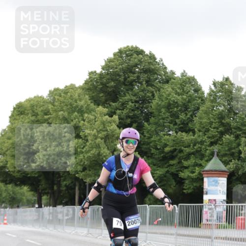 29.06.2025 - hella hamburg halbmarathon Jannik Wohlers http://msf.ph/oto/8150442 29.06.2025 09:17:32 Lombardsbrücke  meine-sportfotos.de