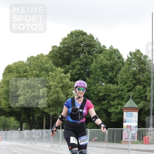 29.06.2025 - hella hamburg halbmarathon Jannik Wohlers http://msf.ph/oto/8150446 29.06.2025 09:17:33 Lombardsbrücke  meine-sportfotos.de