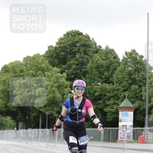 29.06.2025 - hella hamburg halbmarathon Jannik Wohlers http://msf.ph/oto/8150452 29.06.2025 09:17:33 Lombardsbrücke  meine-sportfotos.de