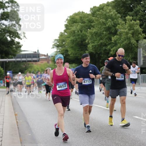 29.06.2025 - hella hamburg halbmarathon Jannik Wohlers http://msf.ph/oto/8150543 29.06.2025 10:50:52 Lombardsbrücke 1203, 1404, 1478, 1617, 2202, 2380, 2484, 2485, 3934, 4156, 4652, 4713, 4920, 5357, 5530, 6961, 7012, 7770, 7771, 8040, 8410, 8672, 9166, 9167, 9582, 9583, 9763, 11034, 11252, 11575, 11608, 11609, 11971, 12301, 13079, 14127, 14152, 15776, 16258, 16427, 16633, 16678, 16928, 17079, 19098, 19106 meine-sportfotos.de