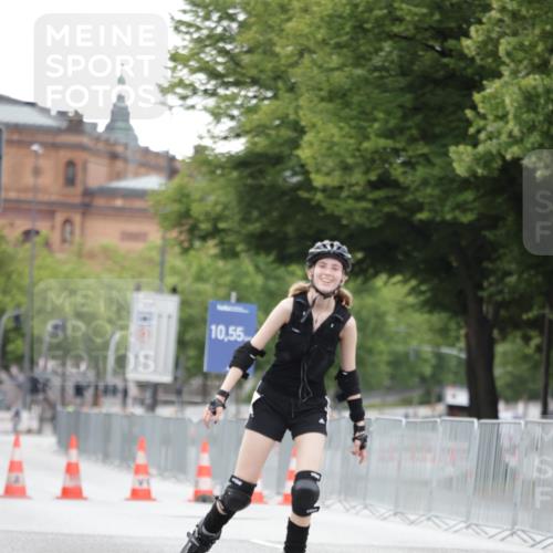 29.06.2025 - hella hamburg halbmarathon Jannik Wohlers http://msf.ph/oto/8150670 29.06.2025 09:18:04 Lombardsbrücke  meine-sportfotos.de