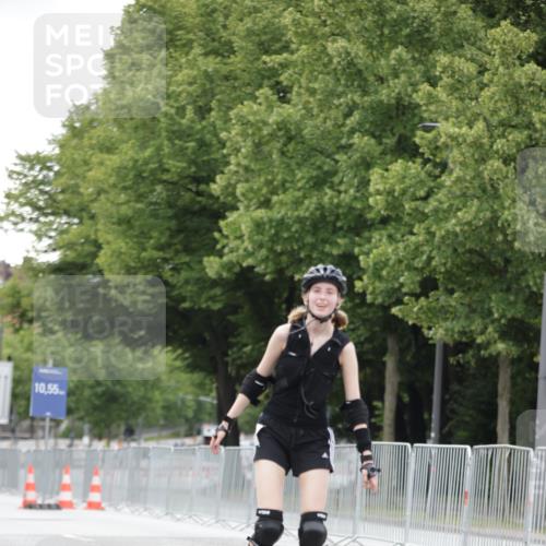 29.06.2025 - hella hamburg halbmarathon Jannik Wohlers http://msf.ph/oto/8150724 29.06.2025 09:18:06 Lombardsbrücke  meine-sportfotos.de