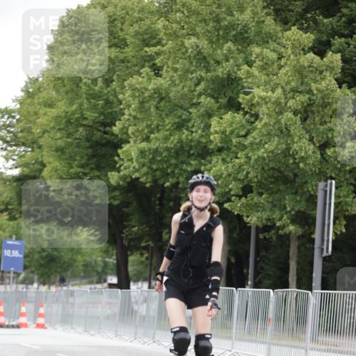 29.06.2025 - hella hamburg halbmarathon Jannik Wohlers http://msf.ph/oto/8150734 29.06.2025 09:18:06 Lombardsbrücke  meine-sportfotos.de