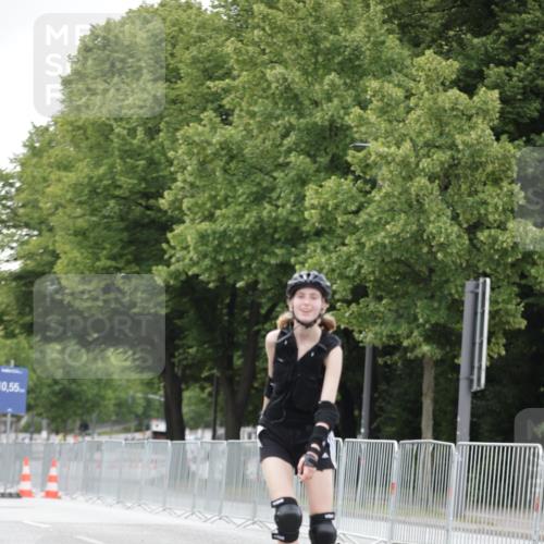 29.06.2025 - hella hamburg halbmarathon Jannik Wohlers http://msf.ph/oto/8150742 29.06.2025 09:18:06 Lombardsbrücke  meine-sportfotos.de