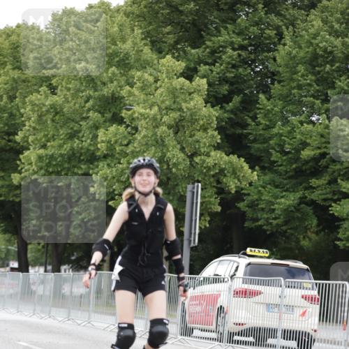29.06.2025 - hella hamburg halbmarathon Jannik Wohlers http://msf.ph/oto/8150806 29.06.2025 09:18:07 Lombardsbrücke  meine-sportfotos.de