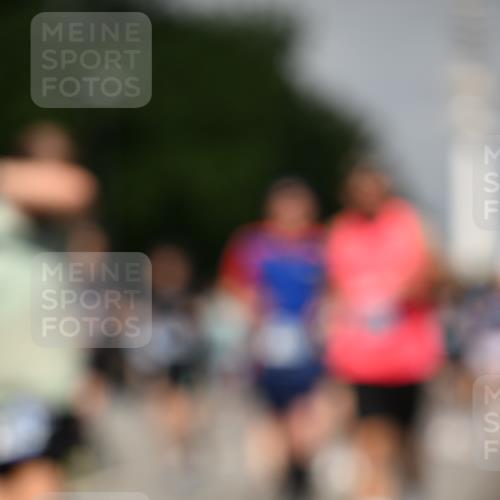29.06.2025 - hella hamburg halbmarathon Dr. Thomas Lammeyer http://msf.ph/oto/8150815 29.06.2025 10:06:46 Kennedybrücke 1254, 1414, 1733, 2142, 2685, 2819, 3225, 3780, 3919, 5742, 6166, 6295, 6708, 6752, 6815, 6997, 7049, 7323, 8003, 8364, 8483, 8662, 8749, 9006, 10295, 10539, 11191, 11250 meine-sportfotos.de