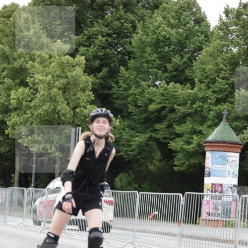 29.06.2025 - hella hamburg halbmarathon Jannik Wohlers http://msf.ph/oto/8150839 29.06.2025 09:18:07 Lombardsbrücke  meine-sportfotos.de