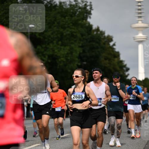 29.06.2025 - hella hamburg halbmarathon Dr. Thomas Lammeyer http://msf.ph/oto/8150841 29.06.2025 10:06:48 Kennedybrücke 1254, 1414, 2142, 2685, 2780, 2819, 3225, 3780, 3919, 5742, 6166, 6208, 6295, 6708, 6752, 6815, 6997, 7049, 7323, 7869, 8003, 8364, 8481, 8483, 8662, 8749, 9006, 10295, 10539, 11191, 11250 meine-sportfotos.de